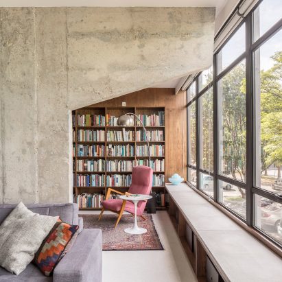 308 Apartment by Debaixo do Bloco Arquitetura