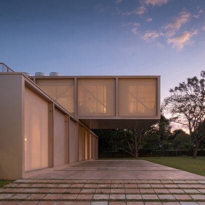 350 House by Bloco Arquitetos