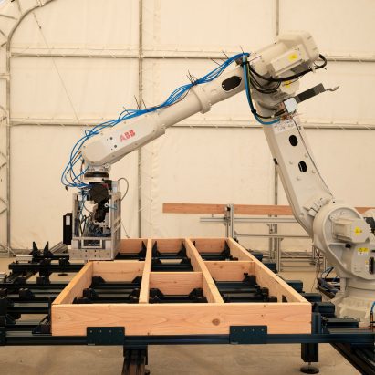 Cosmic/ABB robotics mobile factory