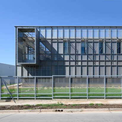 Biofarma building in Argentina by Santiago Viale and Juan Manuel Juarez