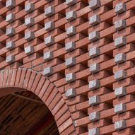 Gaughar by Compartment S4