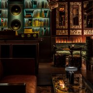 Dragon-i, Hong Kong, by Pirajean Lees