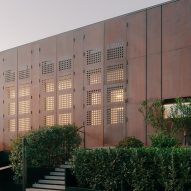 House of Iron Doors by TIMM Architecture