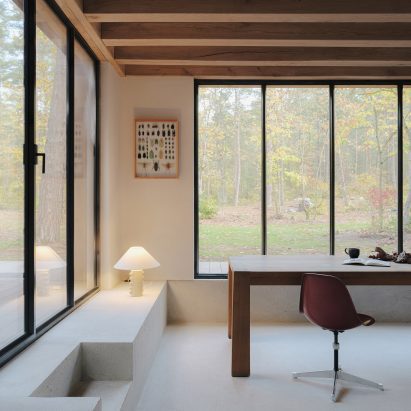 House at the Edge (Maison de l'Orée) by In Sinu Architectes