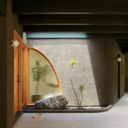 Pasadena hillside home by Cover Architecture