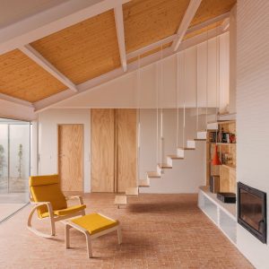 Rosa María House by Delavegacanolasso