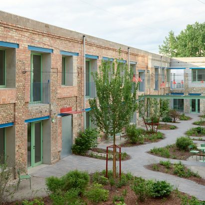 Augustine's Garden by Sampling