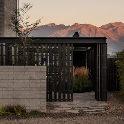 SKI House by Roberts Gray Architects