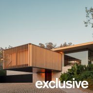 Studio Arthur Casas affixes dramatic cantilever to Brazilian house
