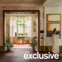 Replus Bureau renovates 20th-century Villa Quince in Ukraine